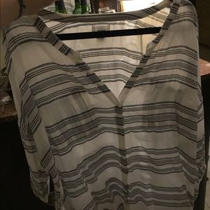 Old navy Linen stripped top
